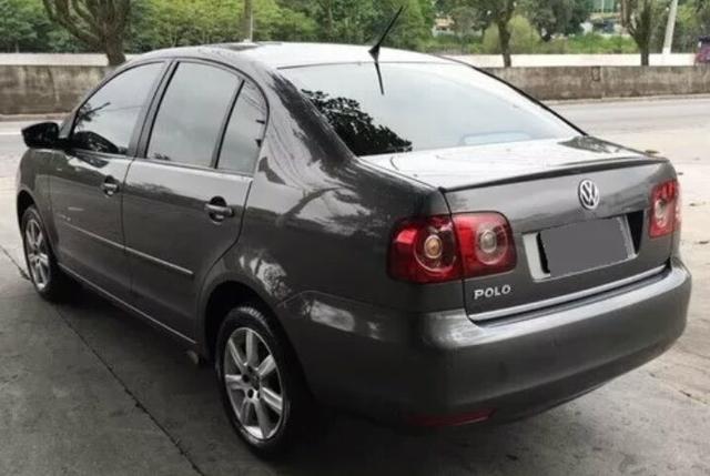 Volkswagen Polo Sedan 1.6 Vht Comfortline Total Flex 4p - Foto 3