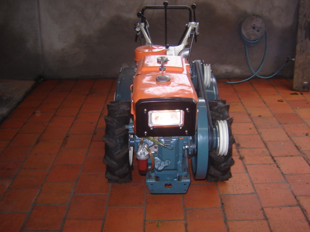 Micro trator tobatta 14CV - Foto 2
