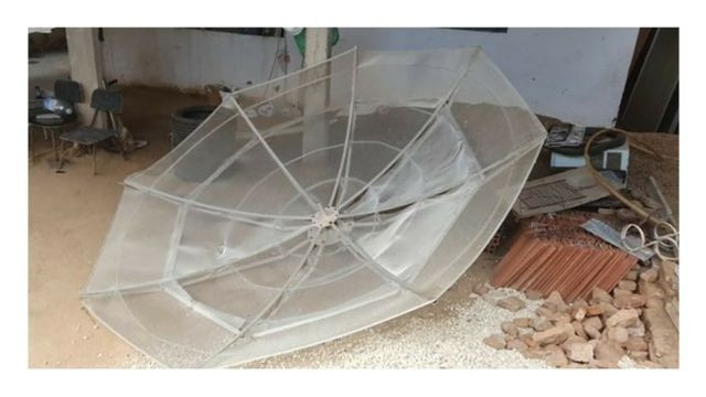 Antenas Parabólicas em perfeito estado - Foto 2
