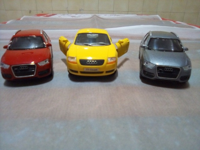3 Carrinhos/Carro miniatura Audi - Foto 6
