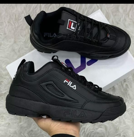 Tênis fila