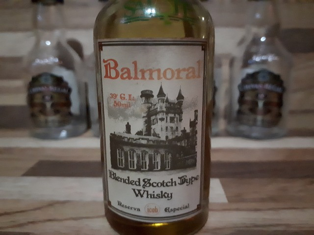 Mini Garrafinhas Colecionáveis de Whisky (Lote) - Foto 4