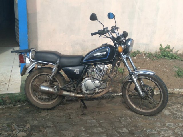 SUZUKI INTRUDER 125