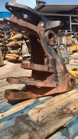 Cj. Cara de cavalo ou chassi oscilante Randon RD406 Adv p/n 370360098 - Foto 6