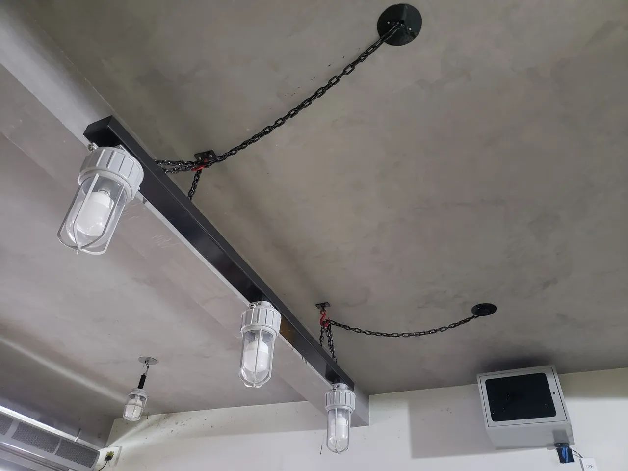 Luminária Pendente Industrial Rústica Ferro Blindada