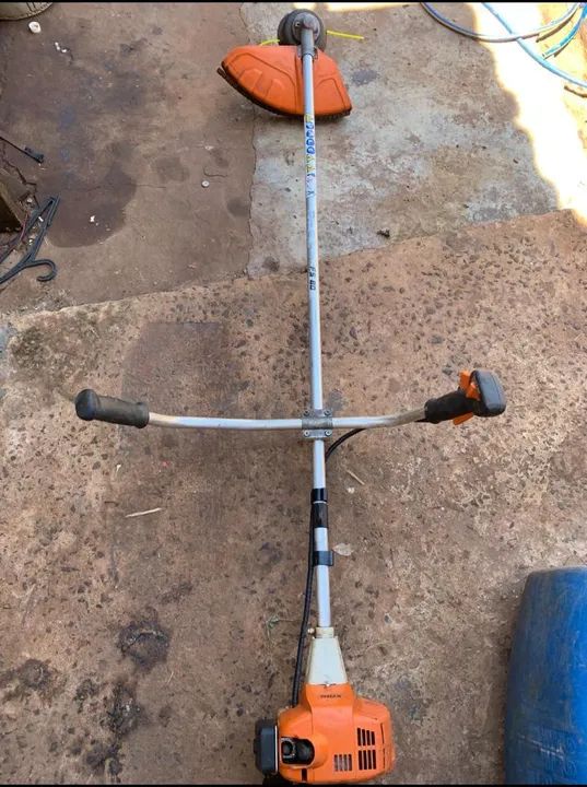 Roçadeira a Gasolina