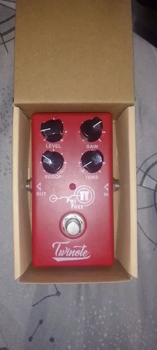 PEDAL Pii FUZZ (Distortion) Twinote