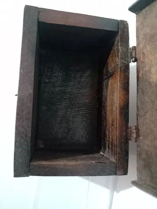 Porta jóia Mini baú de madeira maciça anos 70 vintage  - Foto 6