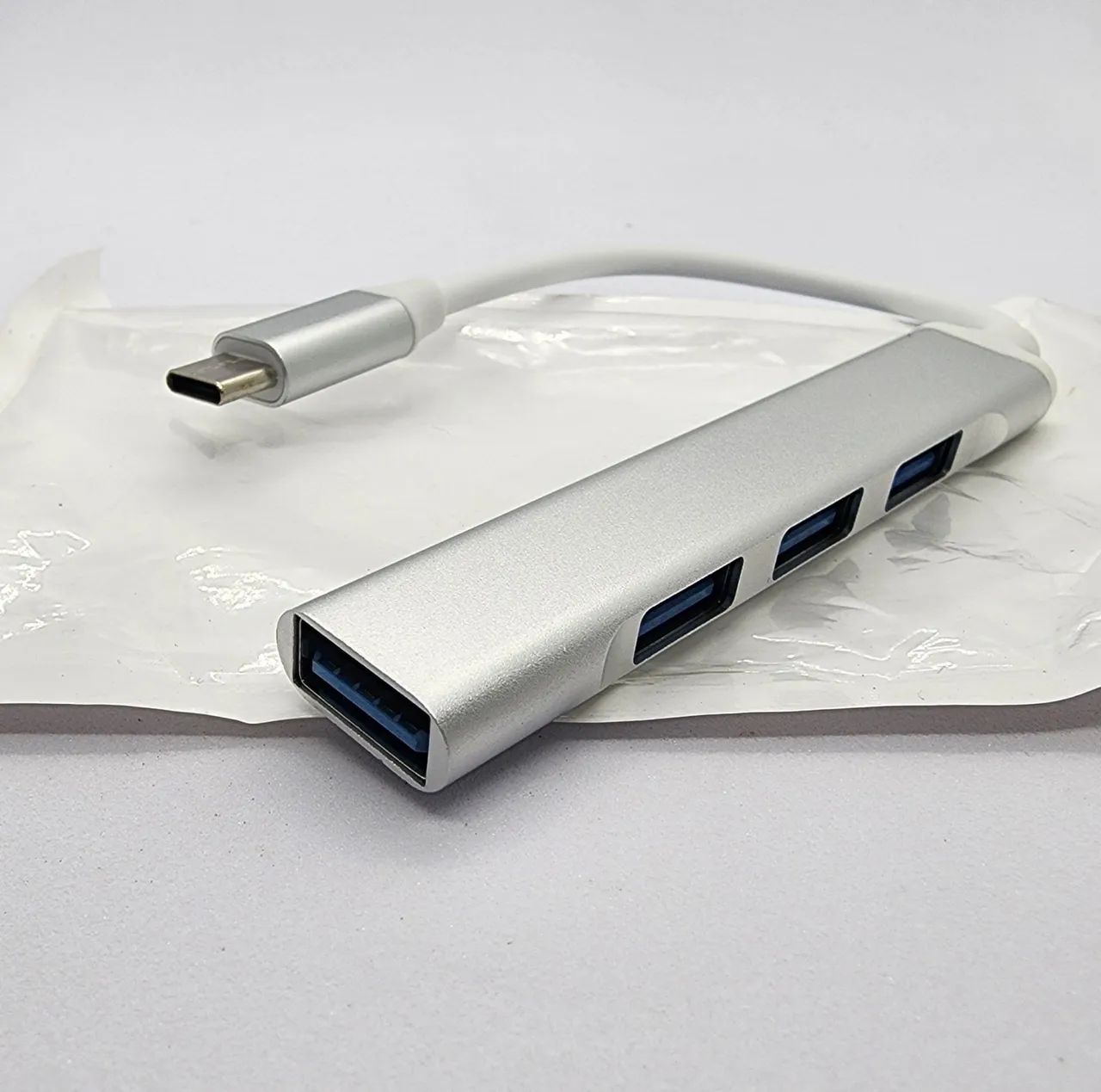 Hub USB 4 ou 7 portas.