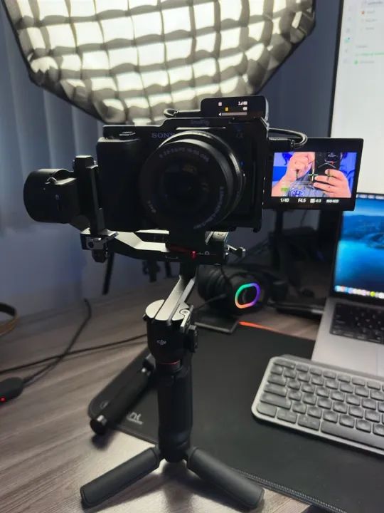 SONY ZVE-10  + GYMBAL DJI + MIC DJI + ACESSORIOS