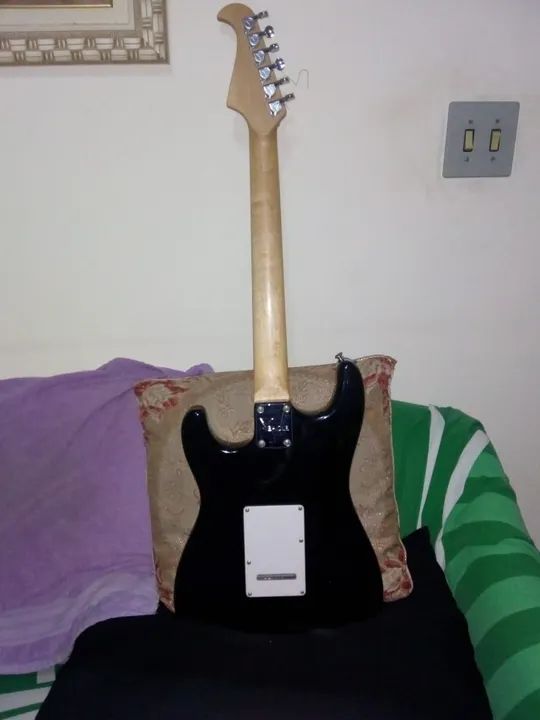 guitarra Eagle  - Foto 2