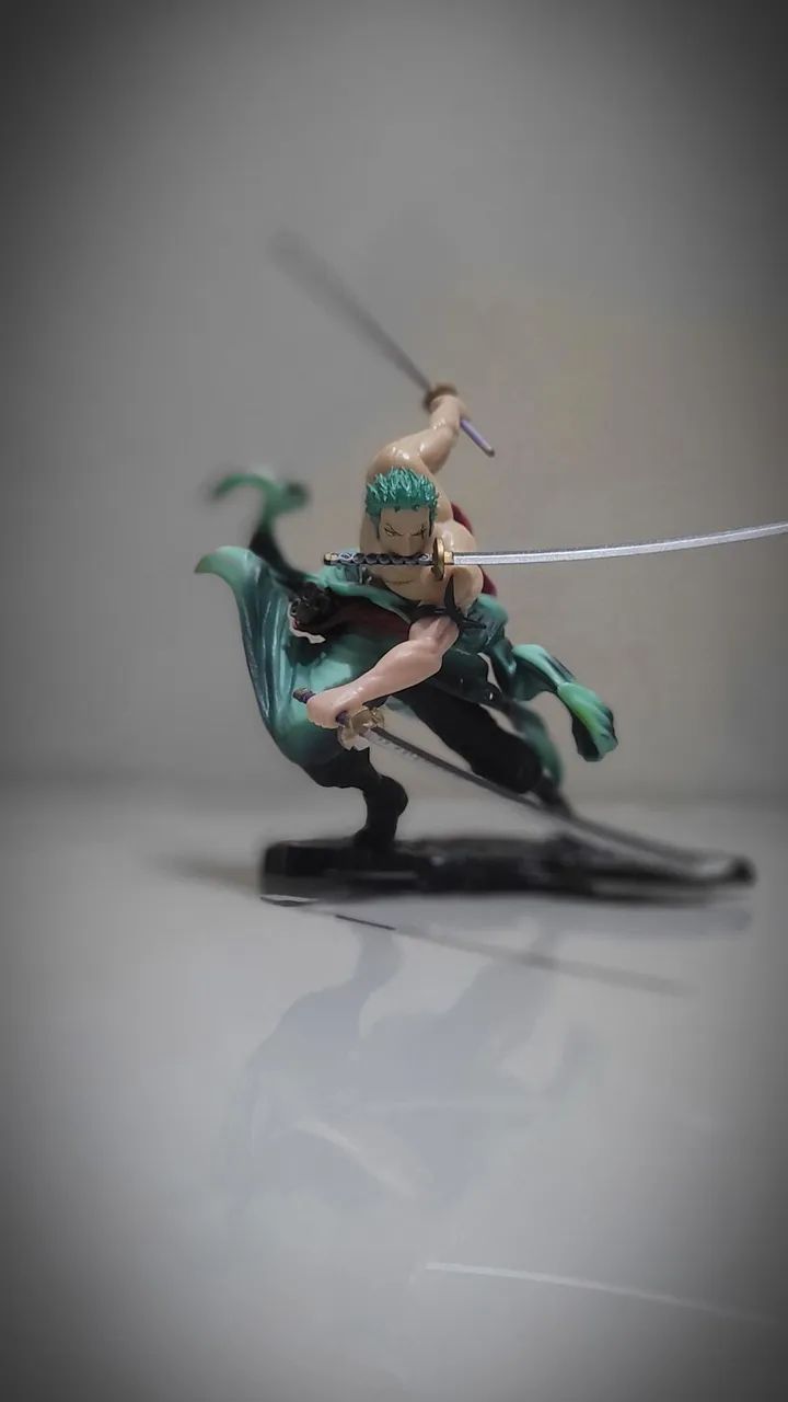 Action Figure Zoro de One Piece - Foto 4