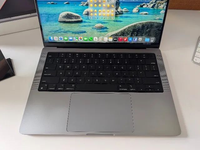 MacBook Pro M1 Pro 14 - 16gb, 512gb - 202 ciclos - Space Gray