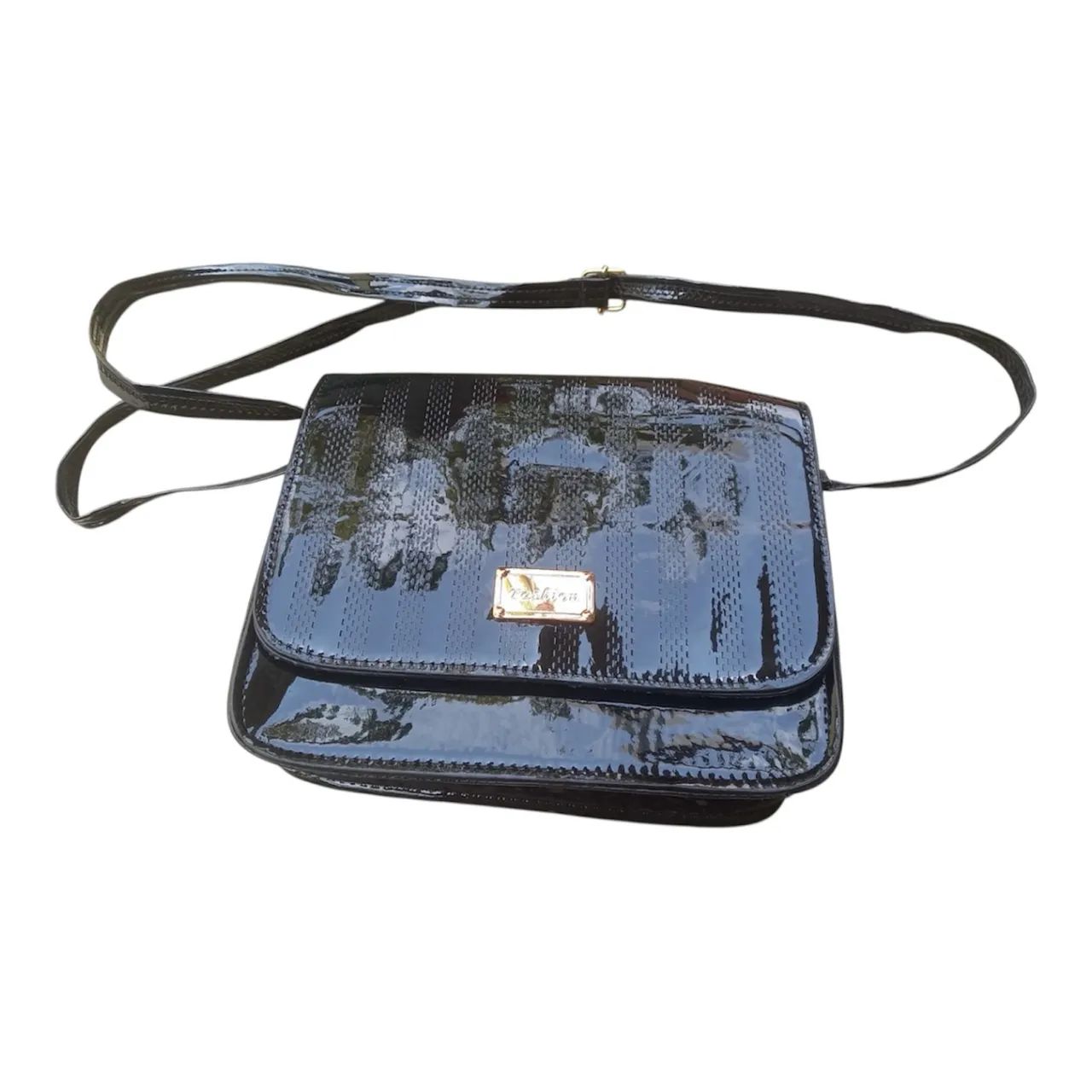 Bolsa de verniz preta 