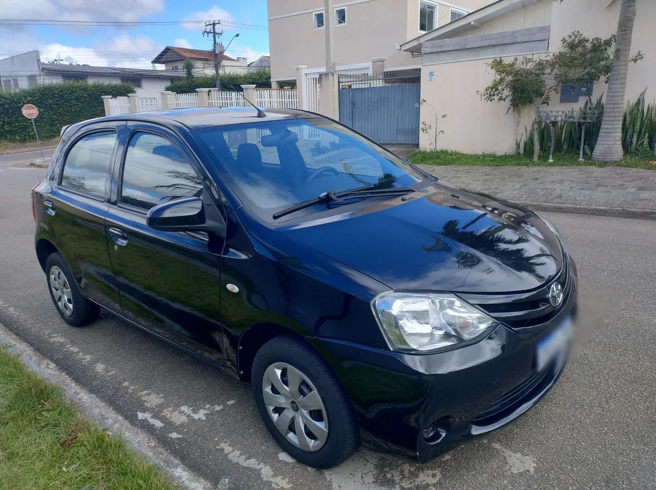 Toyota Etios X 1.3 flex 2015 Manual - Foto 2