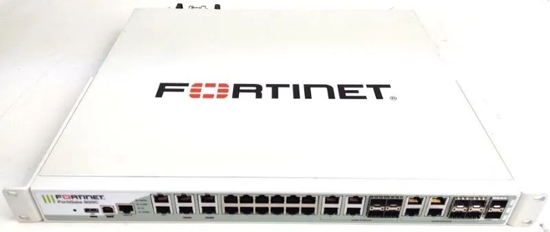 Dispositivo de segurança de firewall Fortinet FortiGate 800C