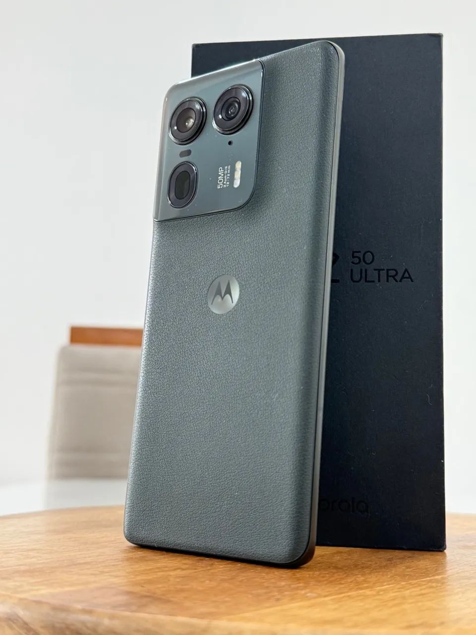 Moto Edge 50 ULTRA 512GB Couro Preto - Foto 3