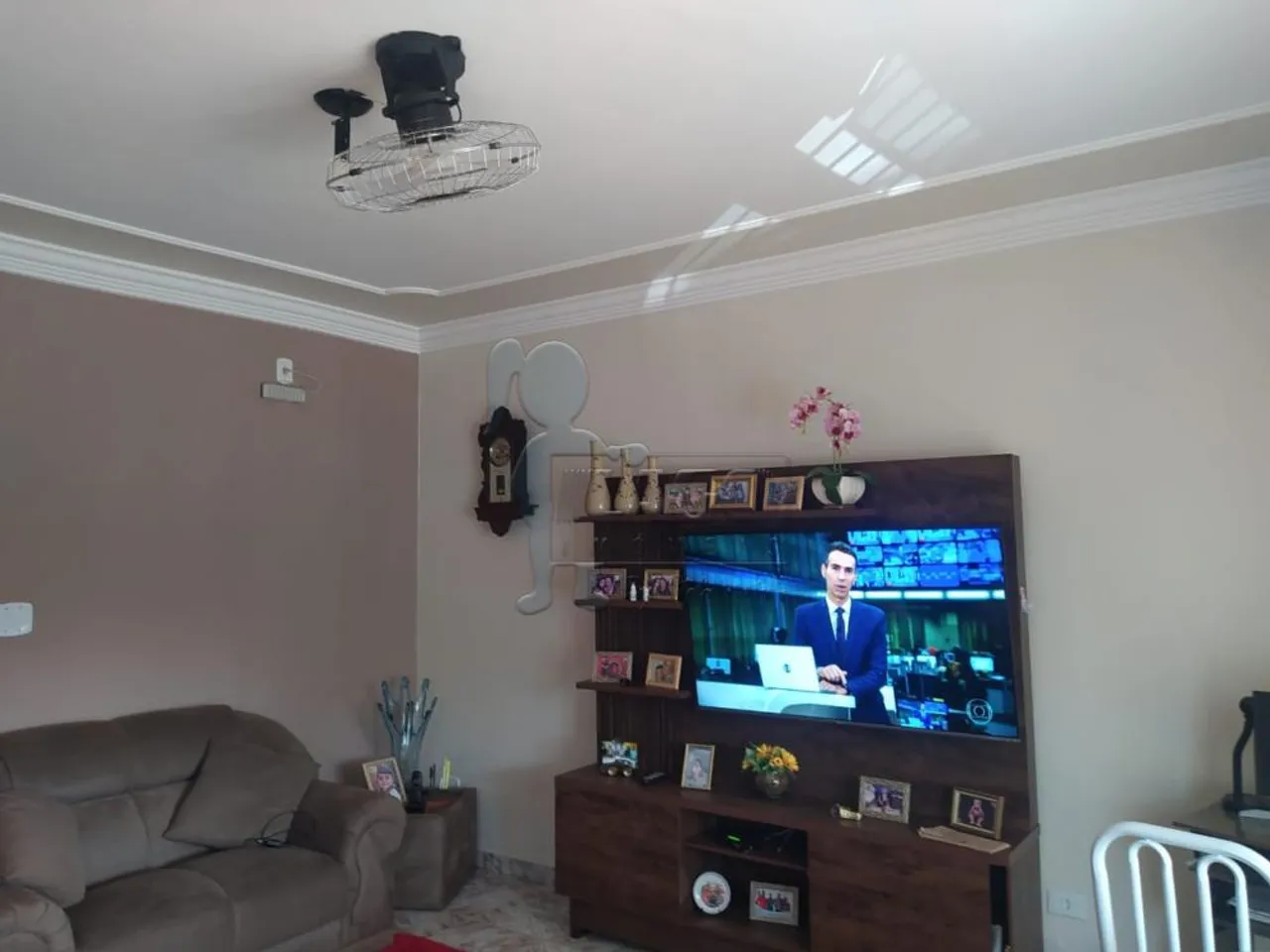 Casa Padrão em Cássia dos Coqueiros