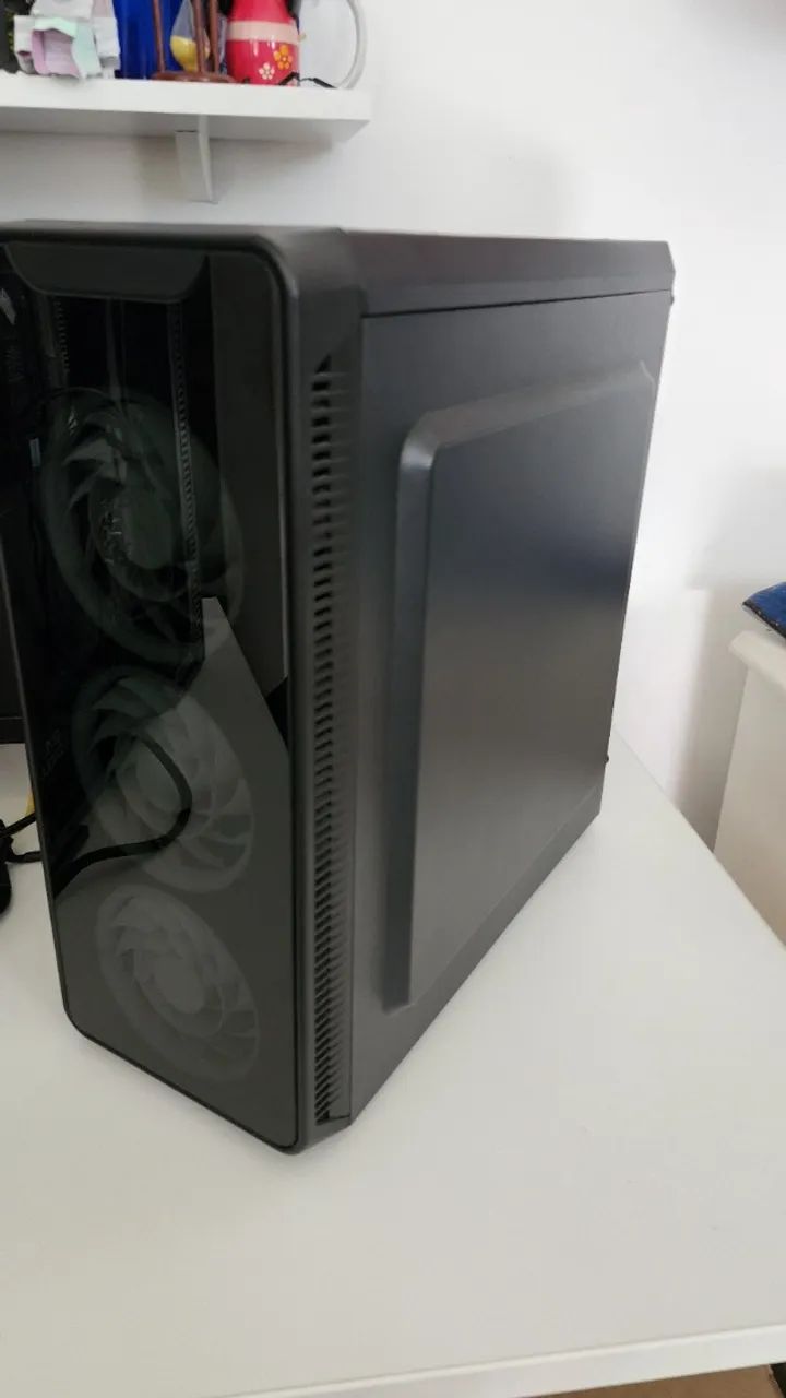 Gabinete Gamer Carrier (acompanha 3 fans Gaming master RGB + controladora) - Foto 3
