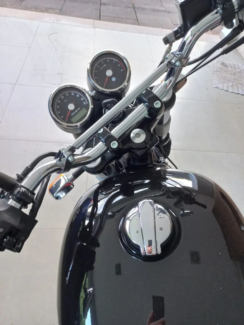 Royal Enfield Interceptor 650 - Foto 3