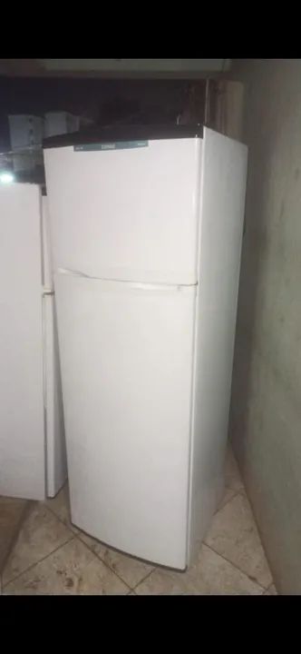 Geladeira Consul Duplex funcionando normalmente com garantia 