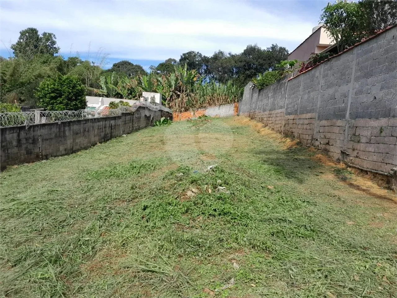 Terreno à venda em Mogi Moderno - SP