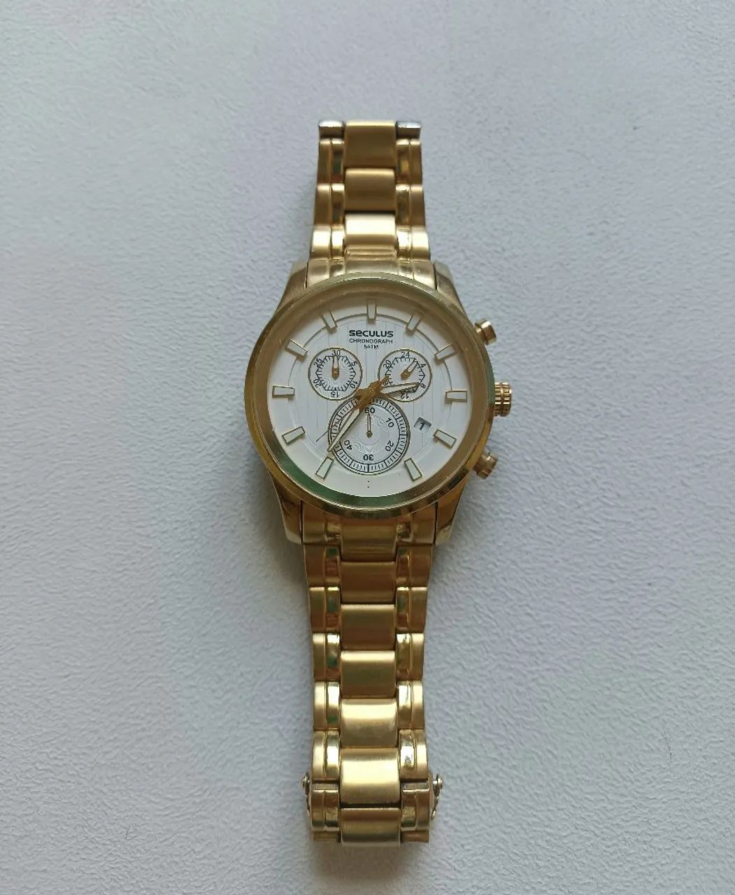 Relógio Seculus Dourado Masculino - Cronógrafo - Fundo Branco