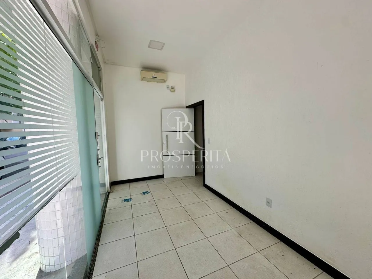 Sala Comercial para Alugar em Balneário Camboriú