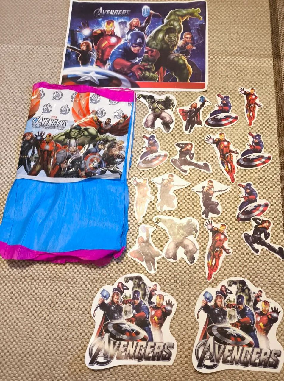 Kit Decoração de Festa Marvel - Vingadores e Homem-Aranha - Foto 2