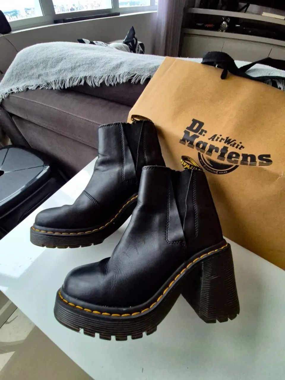 Bota Doctor Martens original tamanho 36