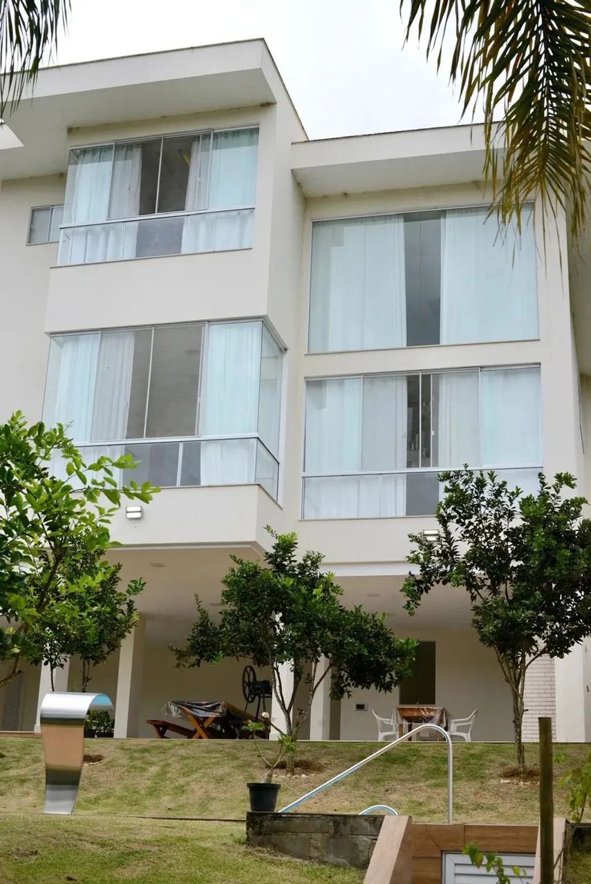 Mansao triplex Jardim das Montanhas Santa Tereza