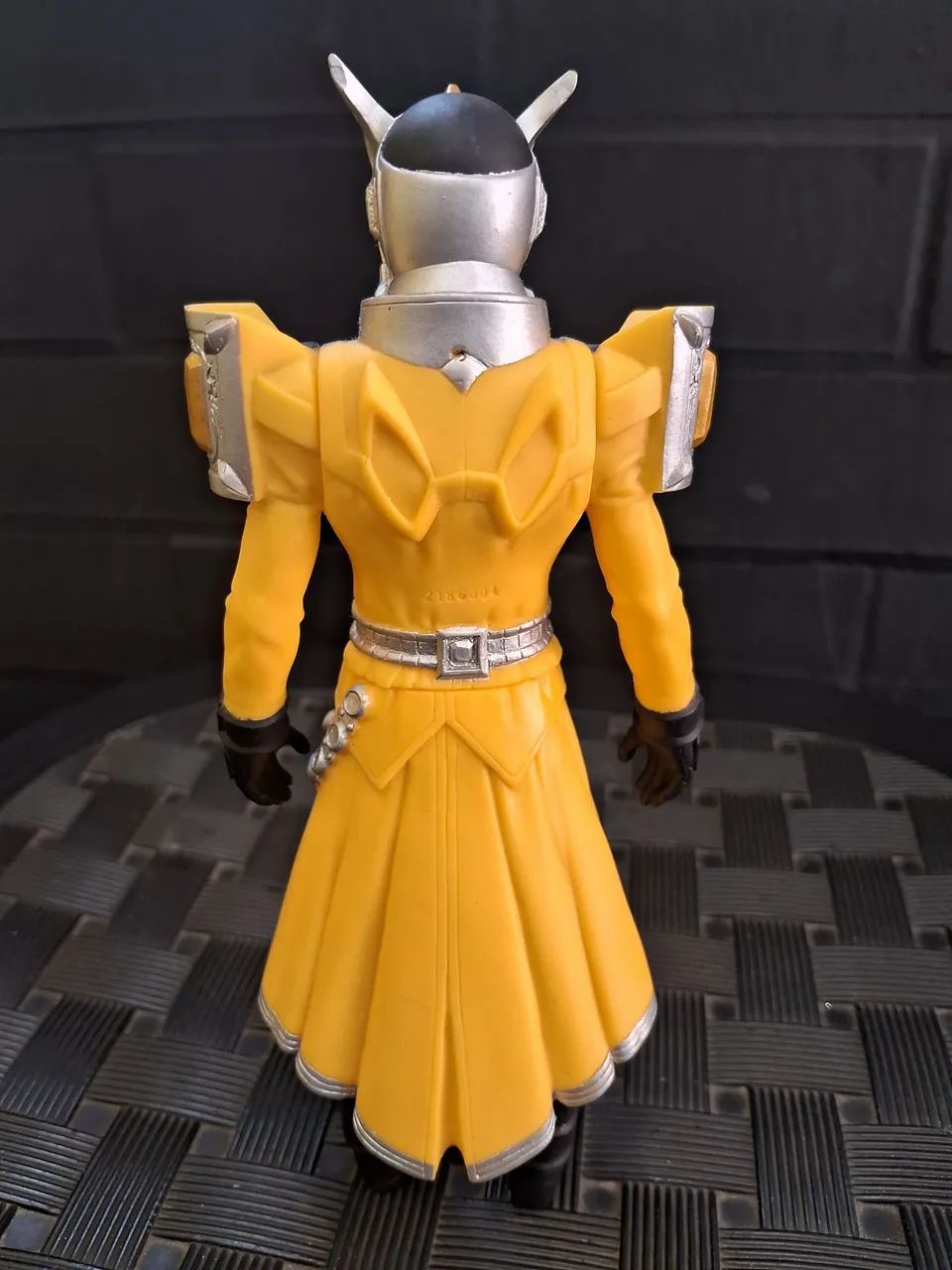 Kamen Rider Wizard Amarelo 17cm Bandai - Foto 2