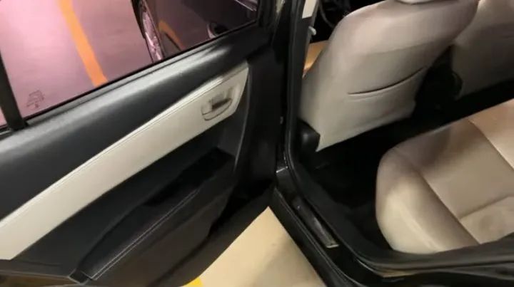 Vendo esse lindo do Corolla bem conservado e de procedência  - Foto 5