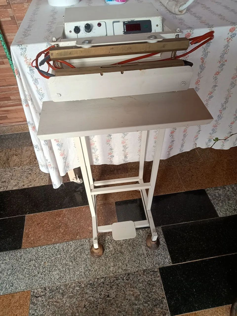 Seladora regravada,vai com os datadores, 220, funcionando perfeitamente bem  - Foto 2