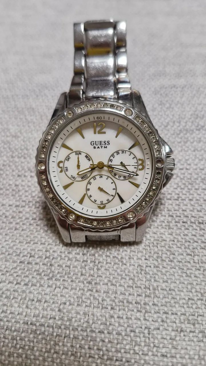 Relógio Guess Feminino prata 