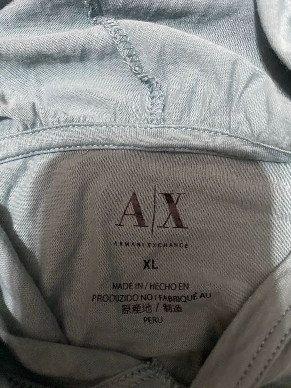 Blusa manga longa com Capuz Armani EXchange - Foto 3