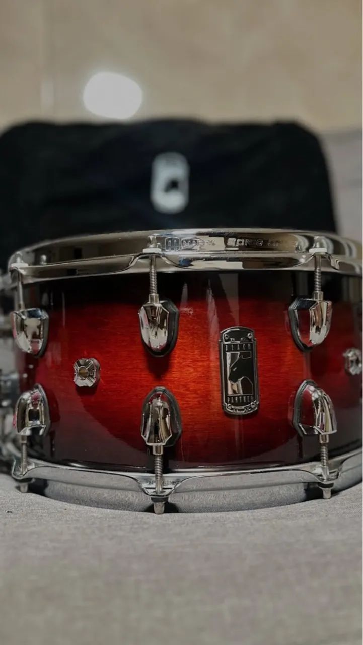 Caixa Black Panther SOLIDUS 14x7 impecavel