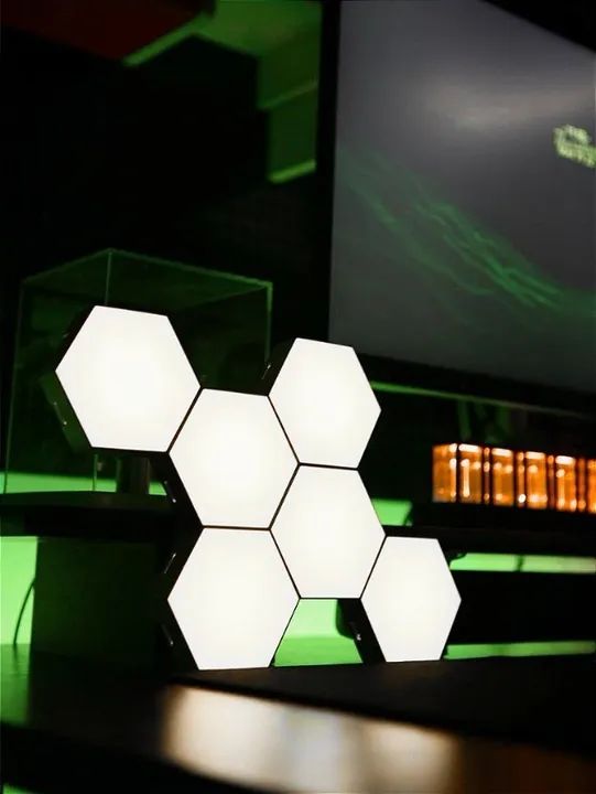 5 Lâmpadas Luminária Quântica Led Hexagonal Touch Modular Ambiente Decorativo Sensivel  - Foto 6