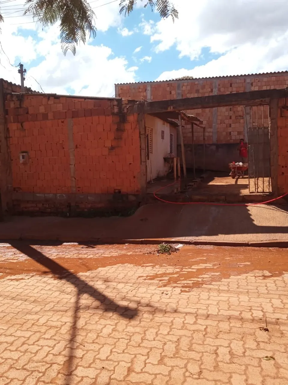 Casa localizada no Sol Nascente TR 3