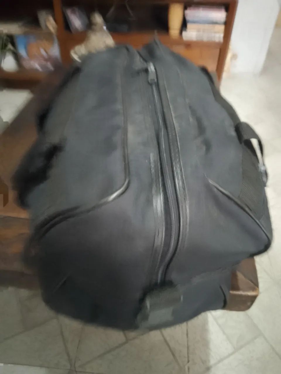 Mochila Preta resistente  46x30x27
