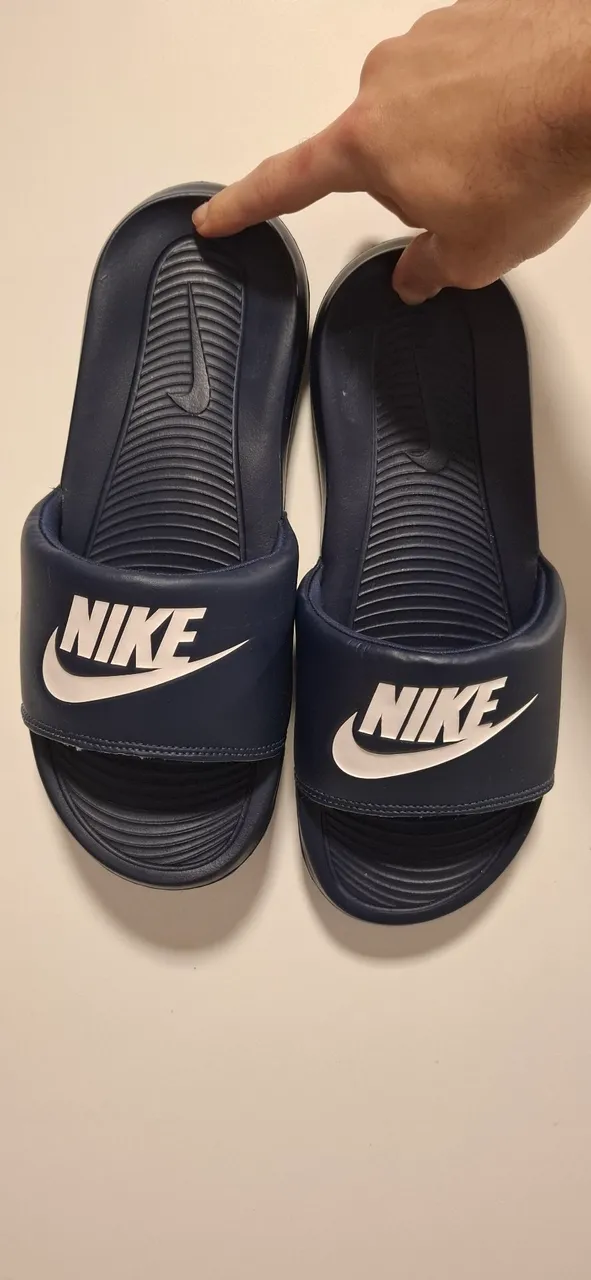 Sandália Nike - Original - Tamanho 39- FAÇO ENTREGA GRATUITA