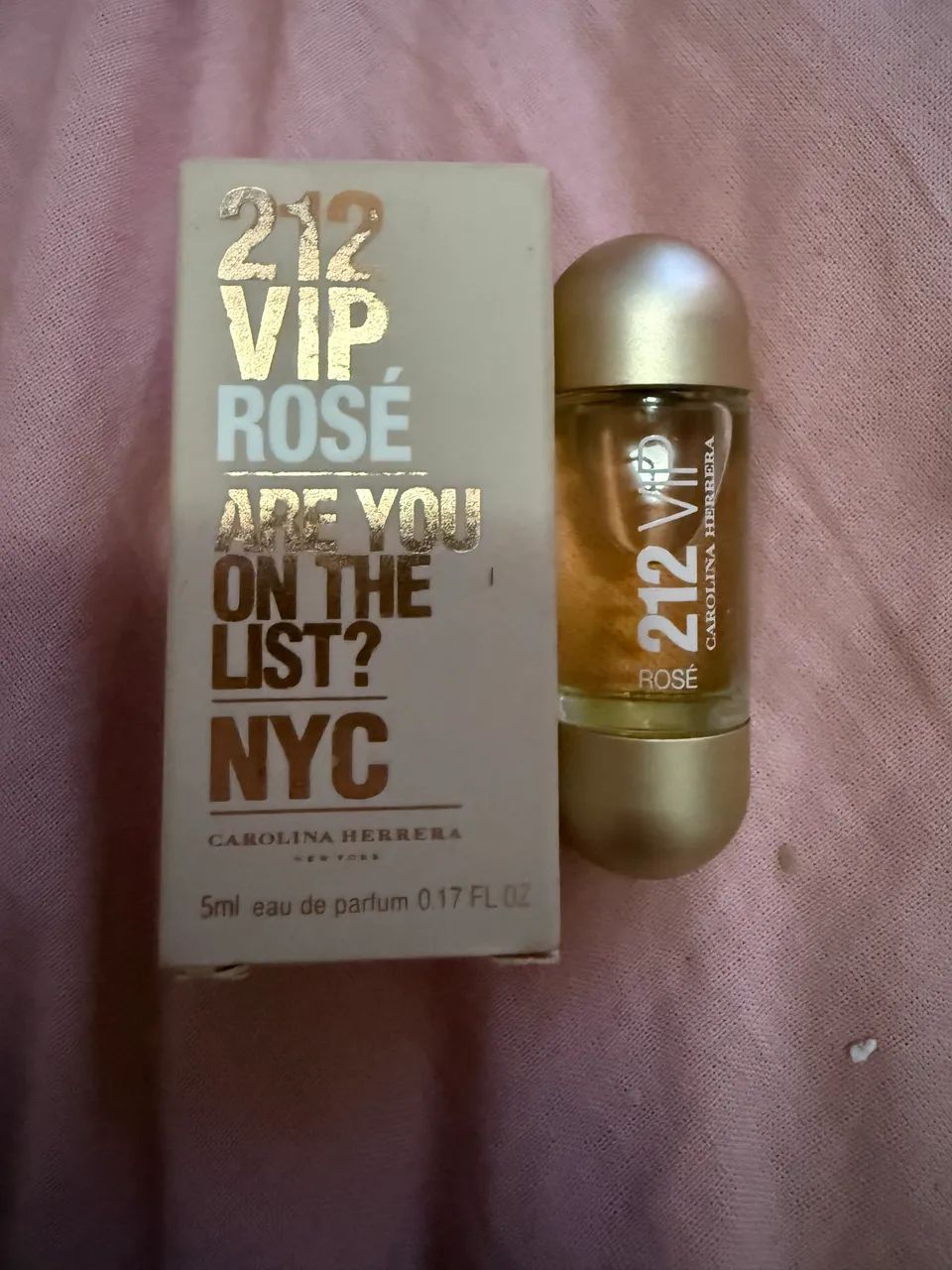 Perfume 212 VIP Rose