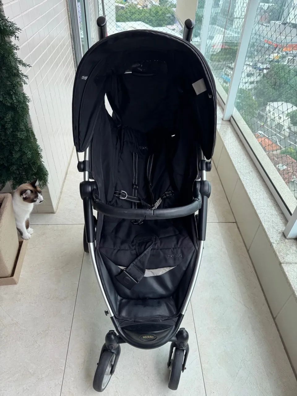 Carrinho de Bebê Dobrável - Leve e Prático - Foto 5