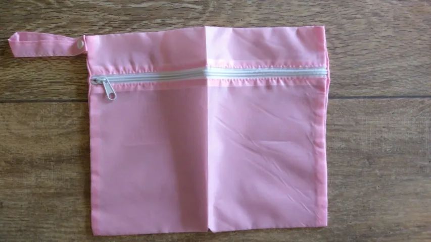 Organizador Para Carrinho, mede 25x29 cm - NOVO