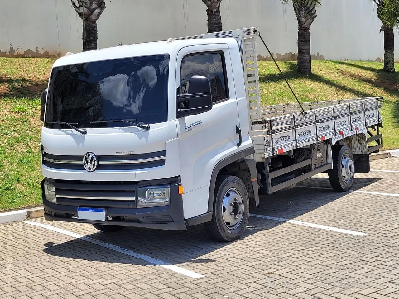 Aceita Carro na Troca no Valor da Fipe! Delivery Express Diesel - Não Precisa CNH Caminhão