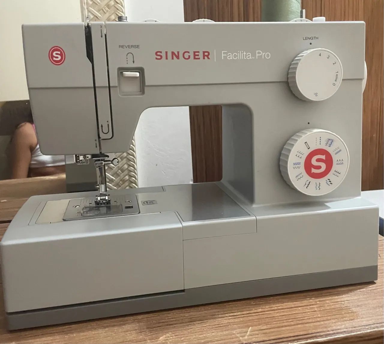 Máquina de Costura Singer Facilita Pro - Foto 3