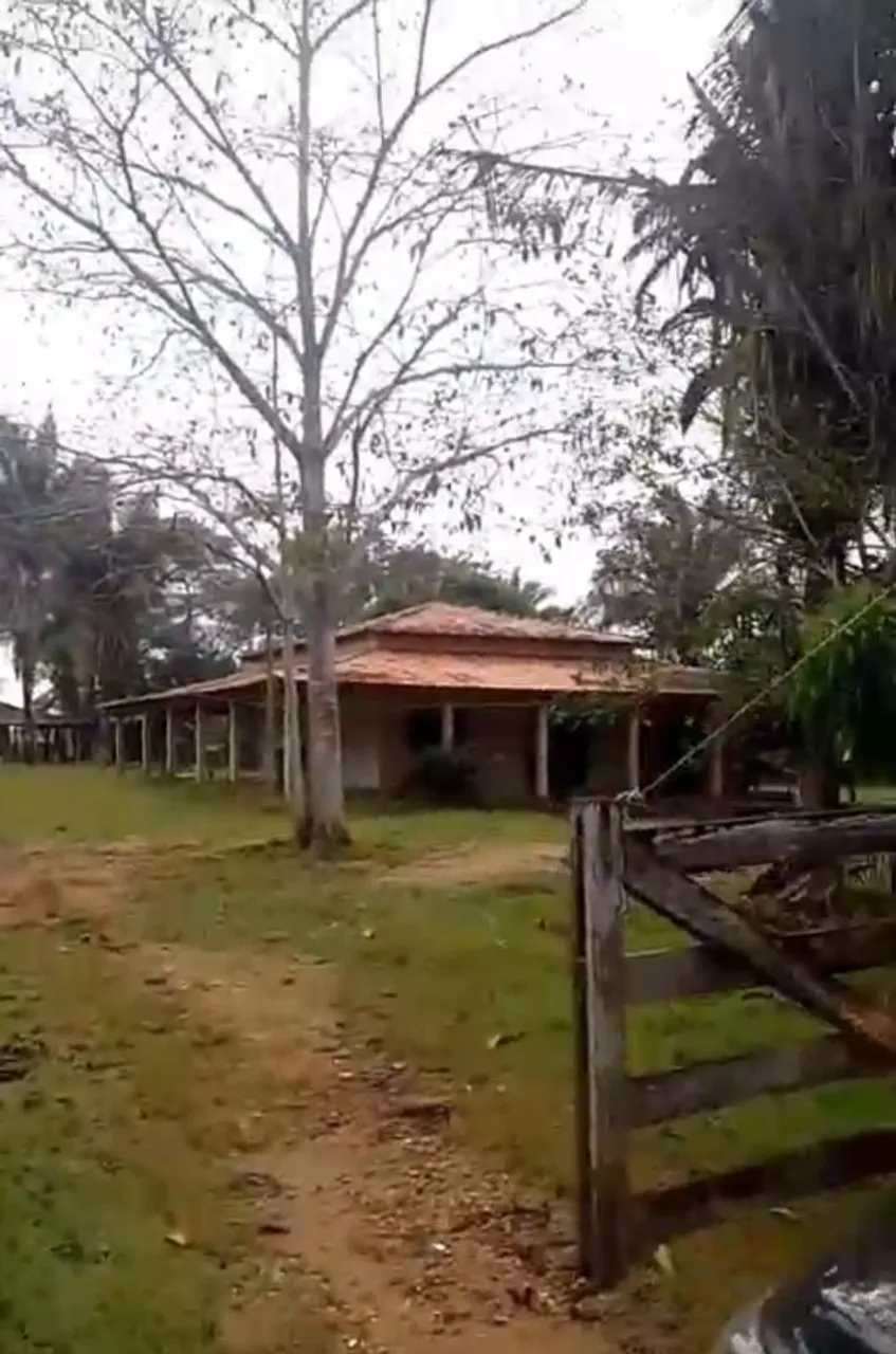 Terra de 10.5 alqueires, aceita troca