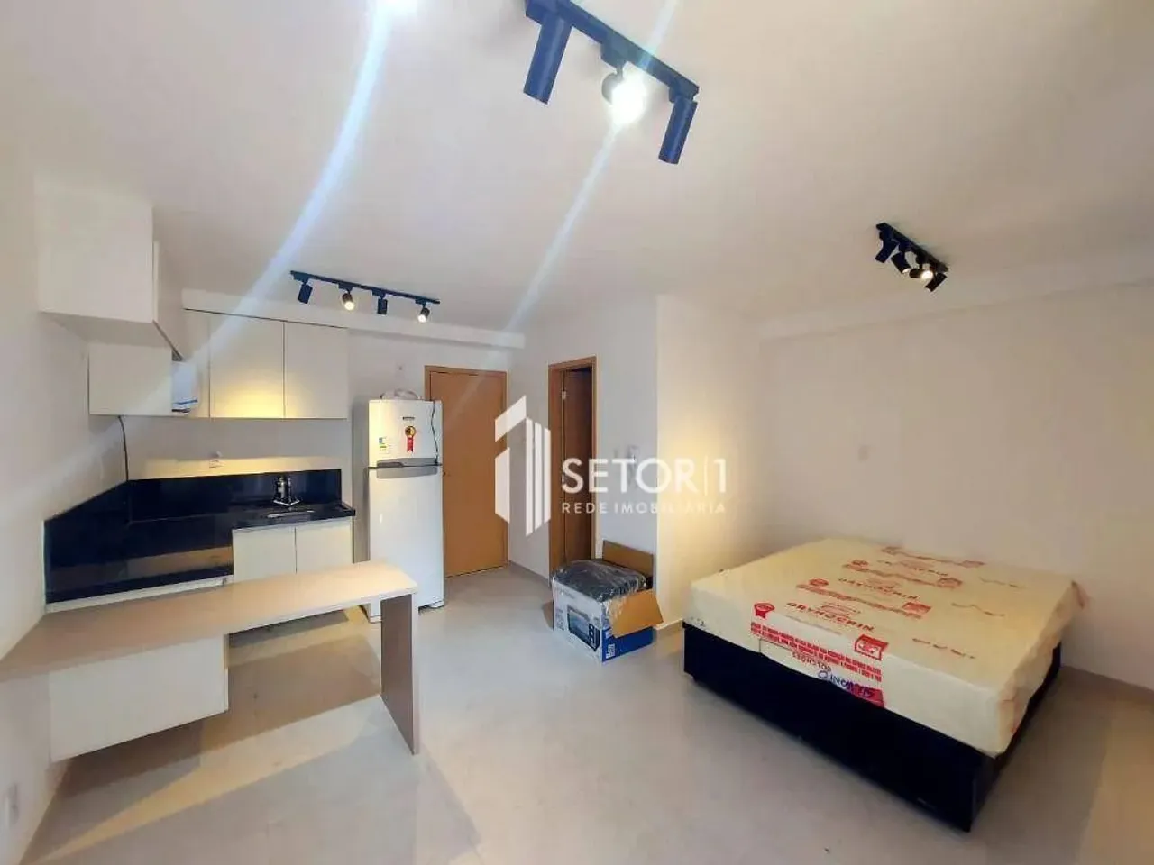 Studio com 1 quarto para alugar, 30 m² por R$1.800,00/mês - Centro - Juiz de Fora/MG