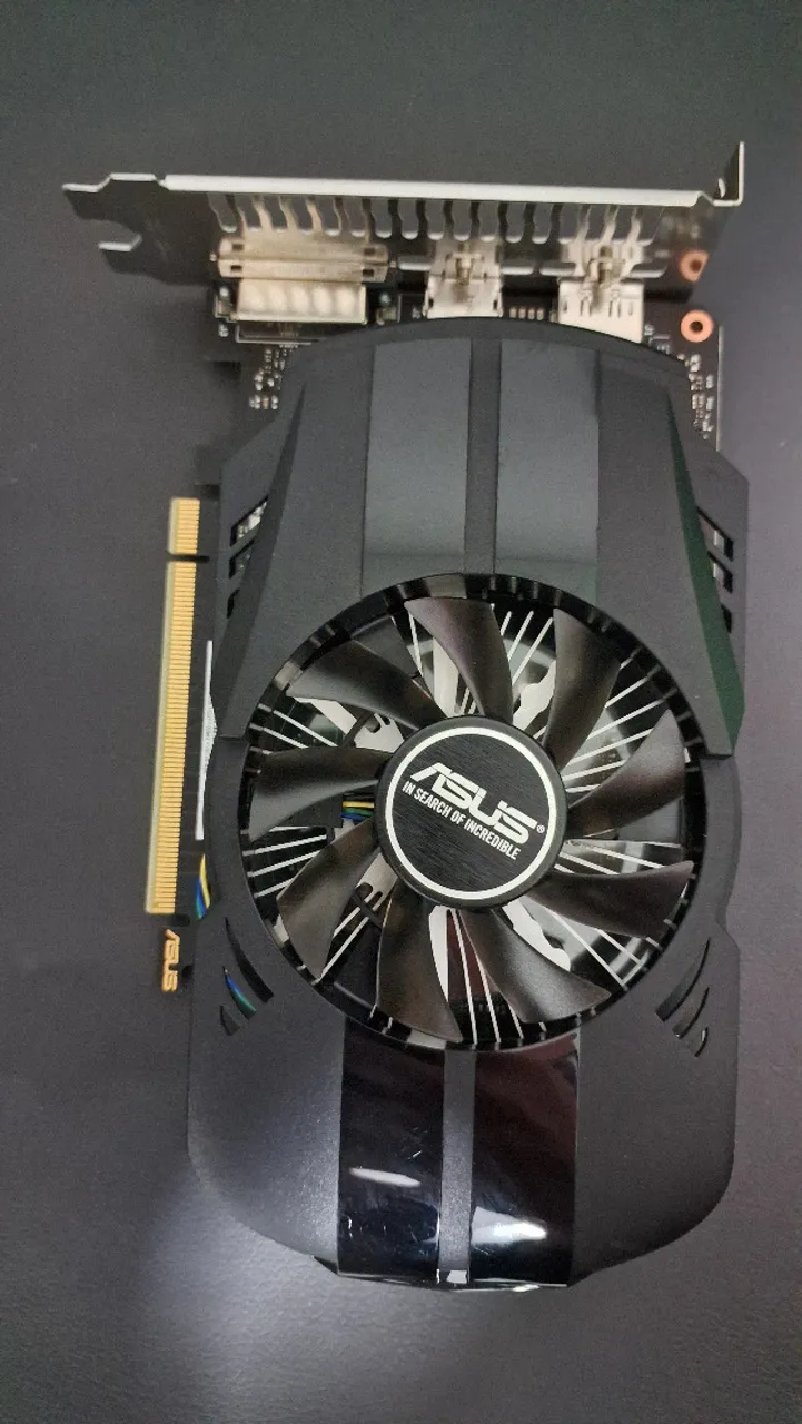 Placa de Vídeo ASUS GTX 1650 PH-GTX1650S-O4G 4GB DDR6