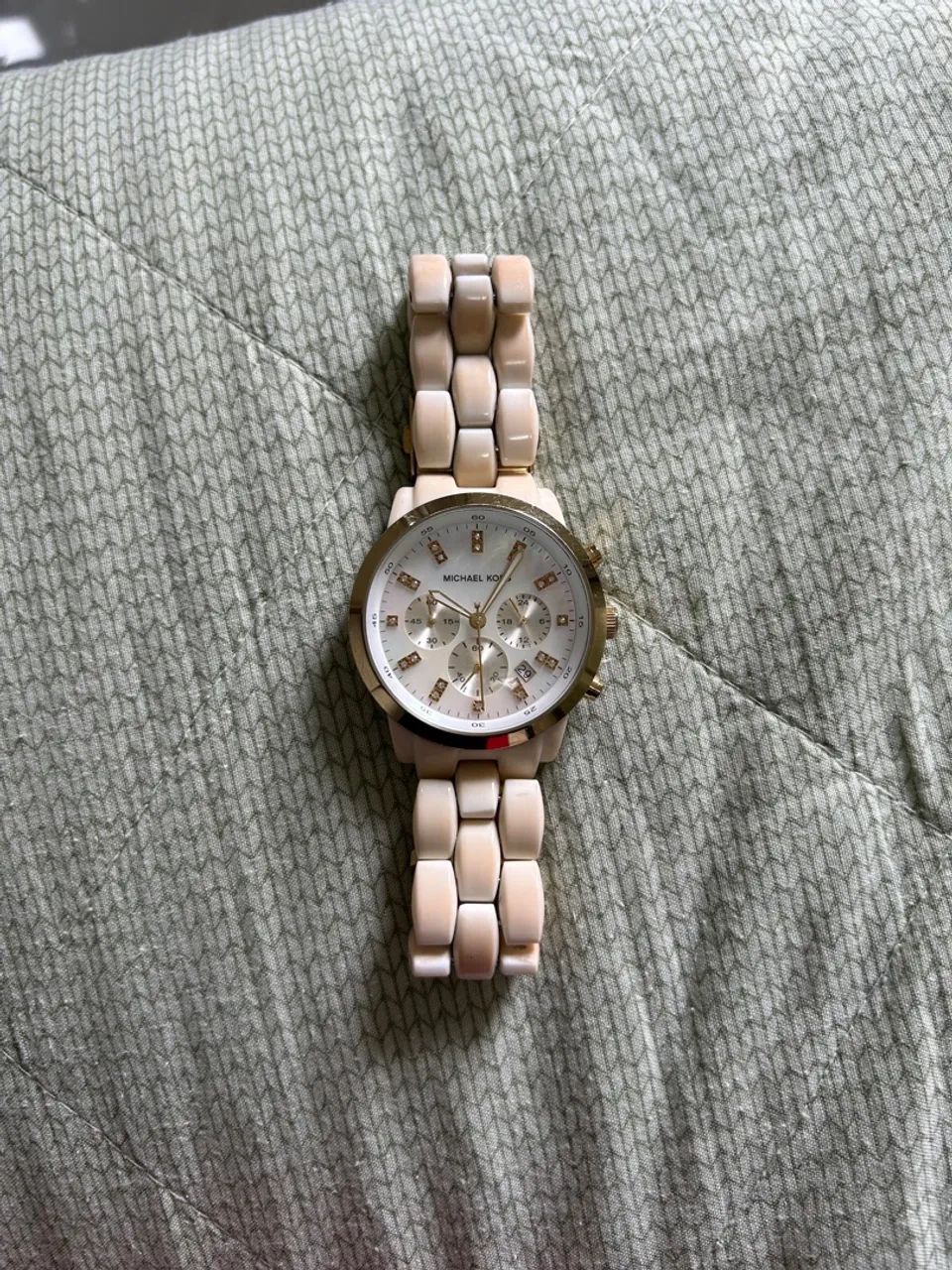 Relógio Michael Kors Dourado com Pulseira offwrite